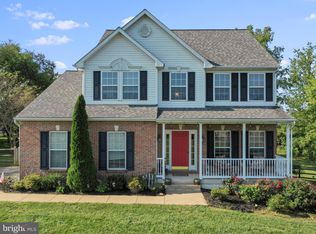 201 Victoria Dr, Martinsburg, WV 25403