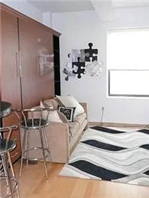 Rented by New York Residence | media 19