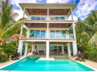 2216 Avenue A, Bradenton Beach, FL 34217