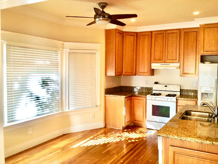 Updated kitchen with new appliances near USC - perfect for international graduate students