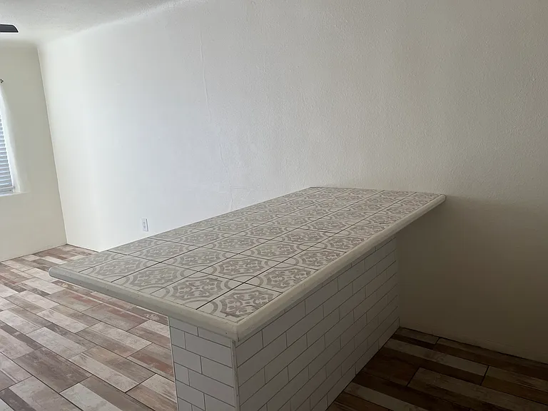 Renovated, Loaded, 1 Bedroom w/ Custom Touches — Photo 16