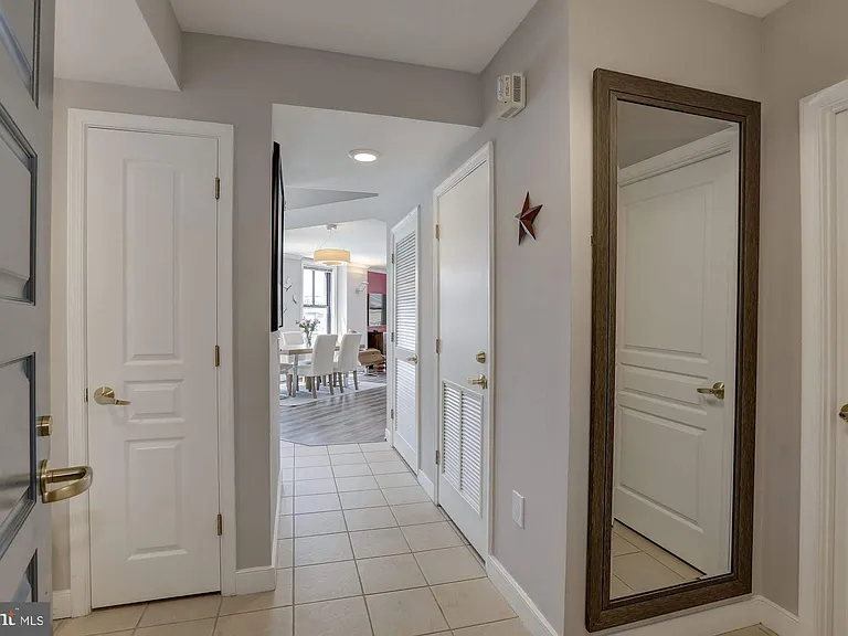 616 E St NW #718 — Photo 31
