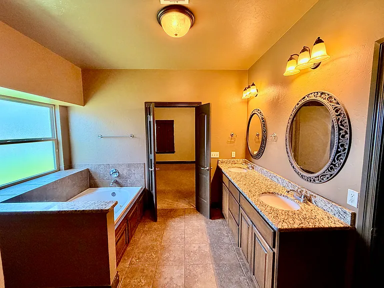 15904 Layne Ct — Photo 13