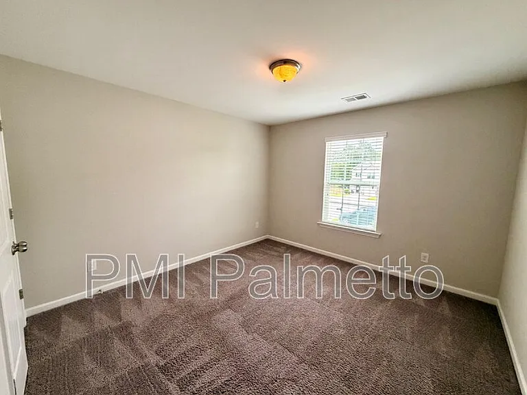 147 Saint George Rd — Photo 24