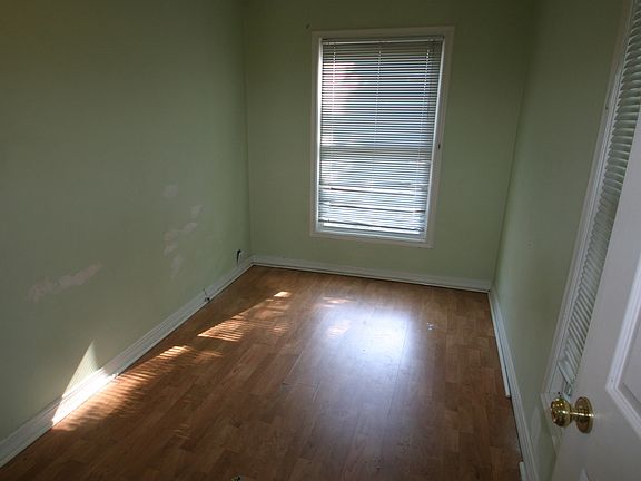 Professionally cleaned and ready for you to move in!