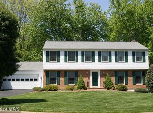 9906 Manet Rd, Burke, VA 22015