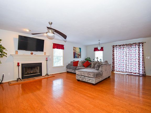 2980 Gravel Hill Rd Vinton VA-large-007-