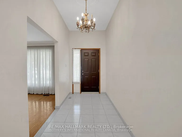 227 Elgin Mills Rd W — Photo 15
