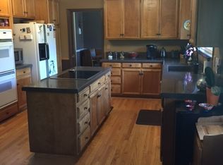 36 Linda Ct, Novato, CA 94947