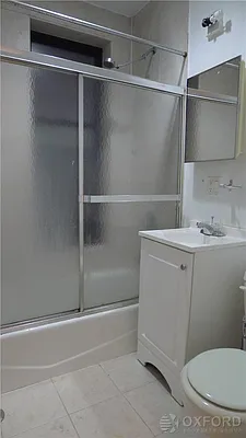 Rented by Oxford Property Group | media 29