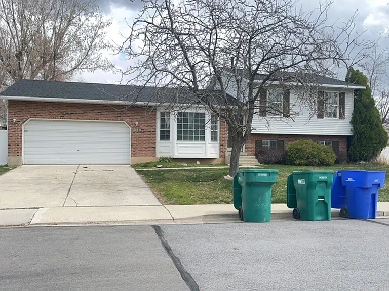 1648 N 80 W — Photo 2