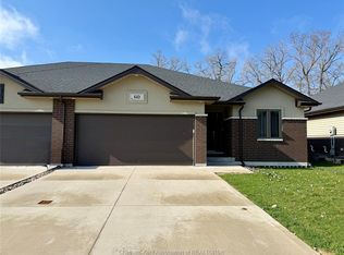 60 Churchill Park Rd, Chatham Kent, ON
