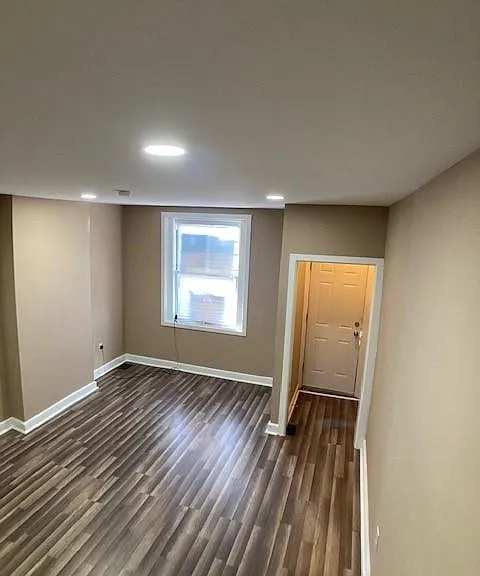 207 E Cambria St — Photo 28