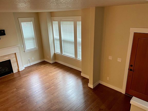 Bright windows in LR