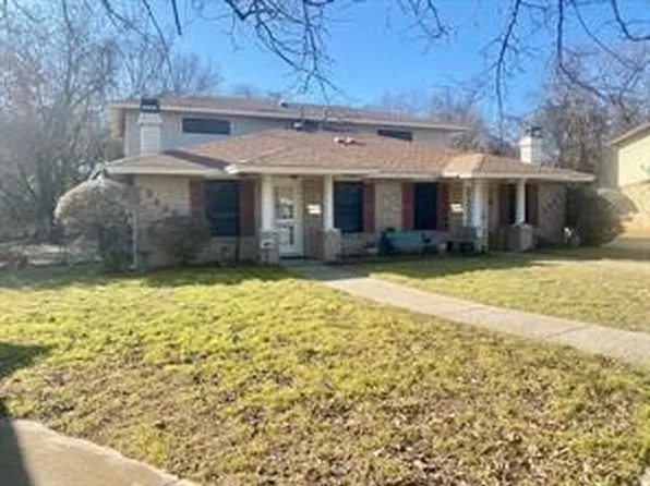 2432/4 Woodoak Ct, Irving, TX 75060