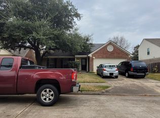 18050 Golden Ridge Dr, Houston, TX 77084