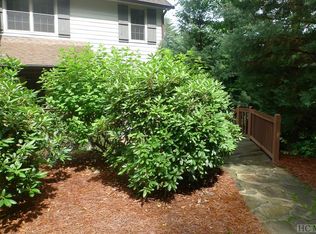 620D Sapphire Valley Rd #6-D, Sapphire, NC 28774