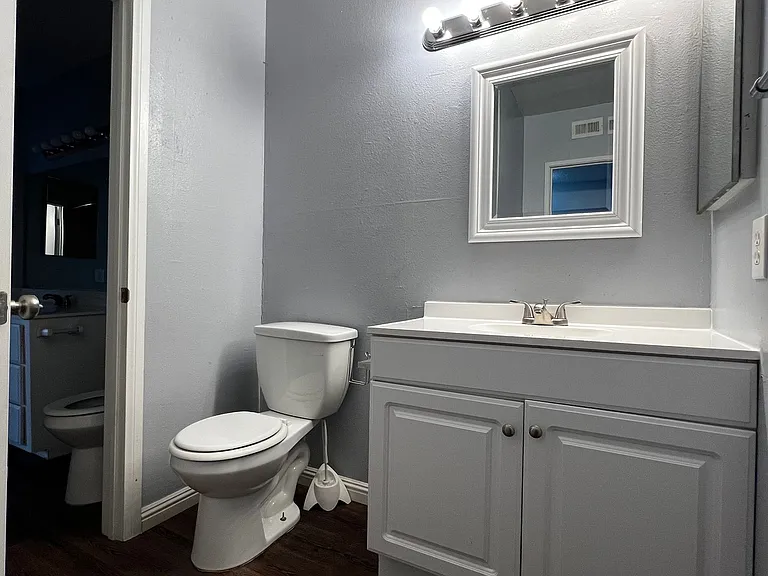 6630 Bubbling Brook Dr #D — Photo 16