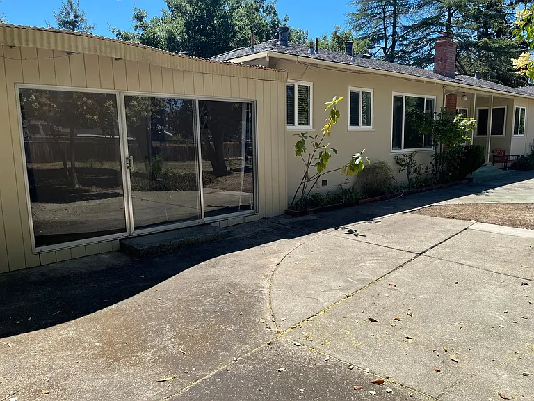 16841 Leroy Ave — Photo 31