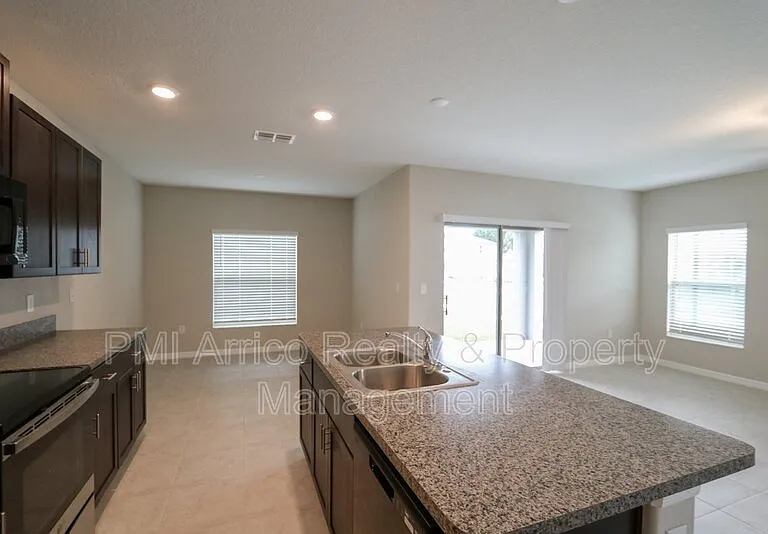 4714 Norman Oak Pl — Photo 7