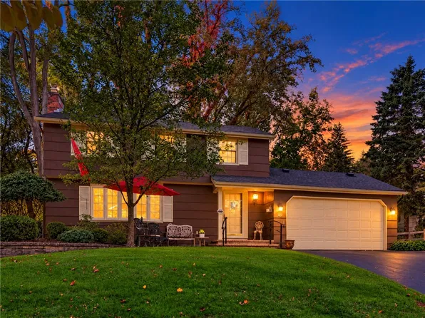 45 Shadowlawn Ct, Rochester, NY 14617