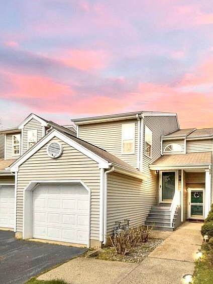 1st image of 96 Pagoda Ln #96