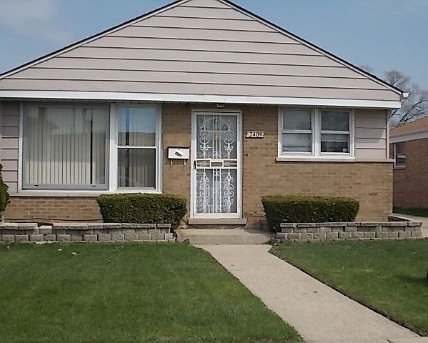 1st image of 2409 Lincoln St