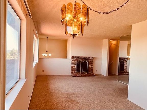 2nd image of 160 Evergreen Way