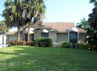 723 Bently St E, Lehigh Acres, FL 33974