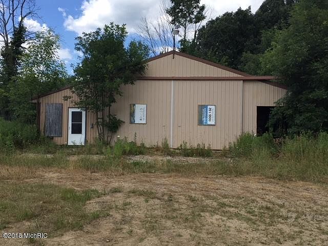 1st image of 45582 42nd St