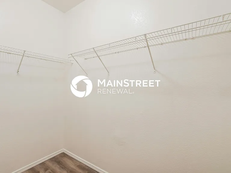 Walk In Closet
