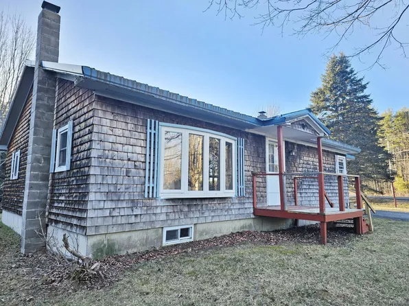 153 Athens Road, Harmony, ME 04942