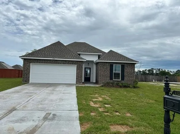 1724 Asbury Rd, Lake Charles, LA 70611
