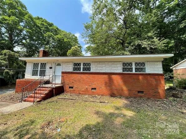 5001 Kistler Ave, Charlotte, NC 28205