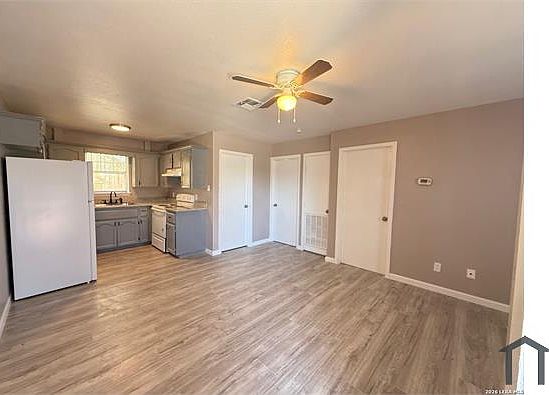 5th image of 1405 Donaldson Ave