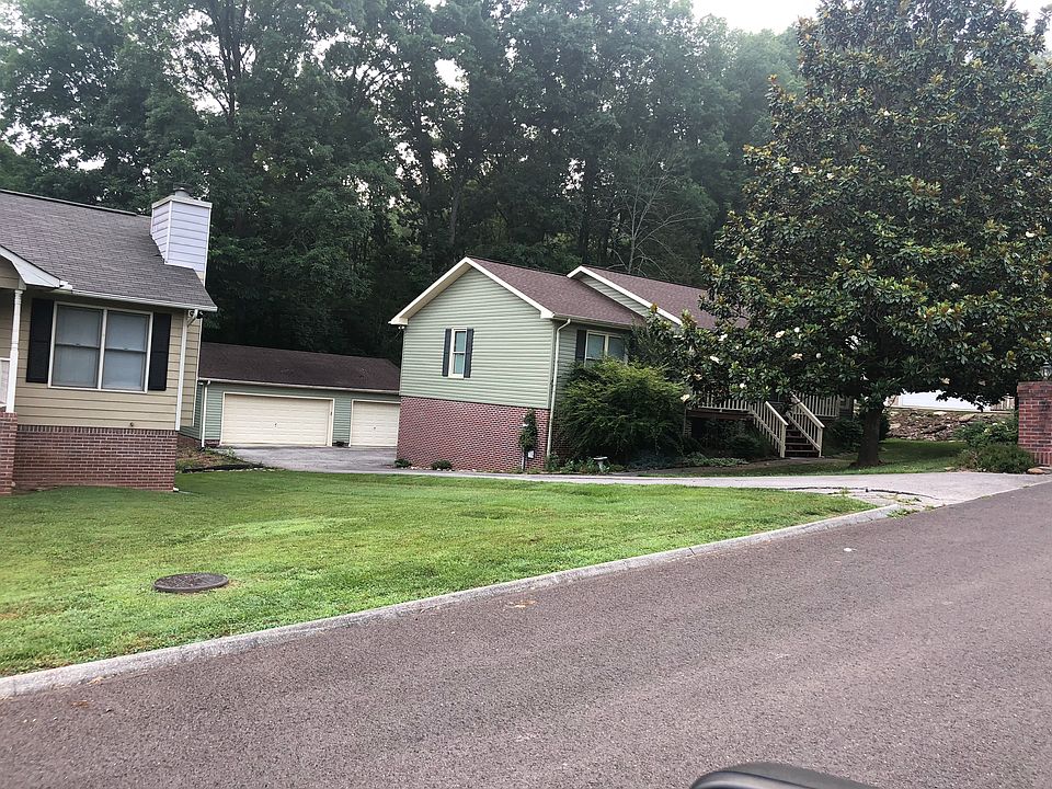 1st image of 3646 Stoneridge Dr