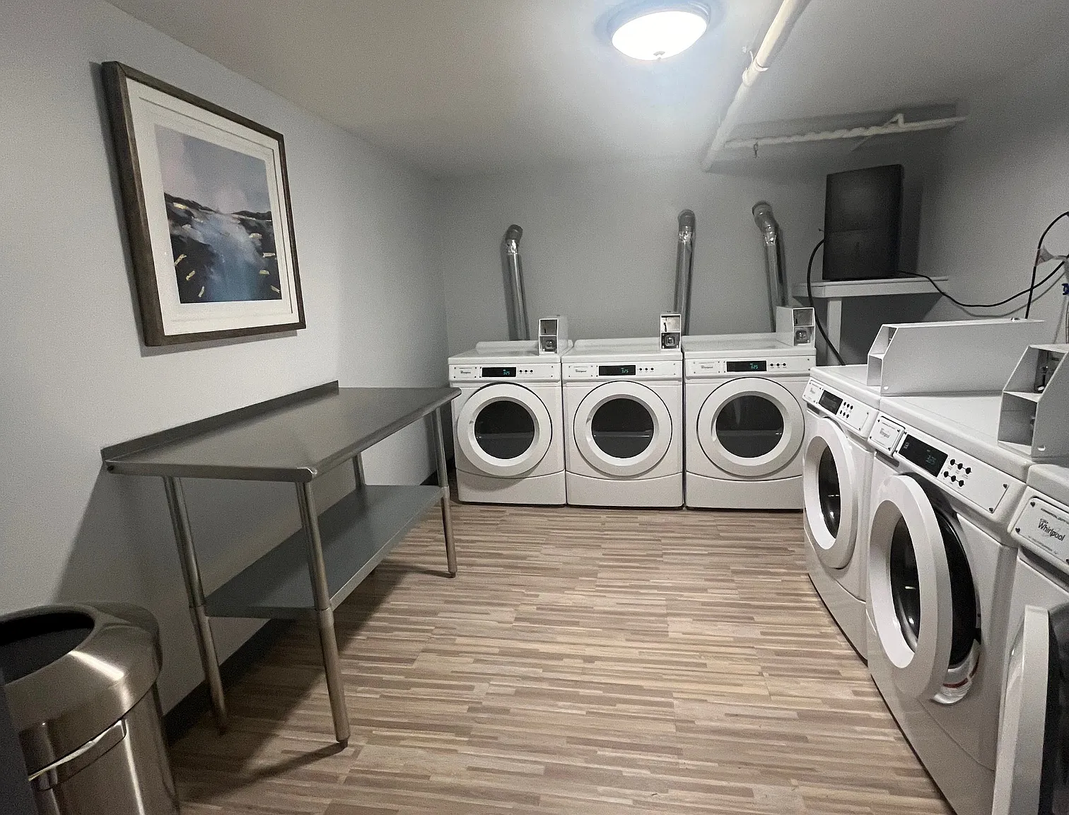 2 bed, 900 sqft, $2,695 — Photo 3