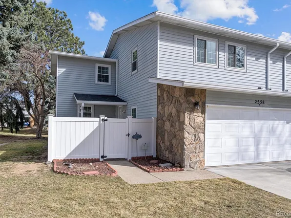 2558 S Vaughn Way #A, Aurora, CO 80014
