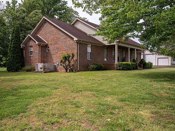 3rd image of 256 Ramah Rd
