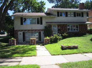 64 Morningside Dr, Saint Paul, MN 55119