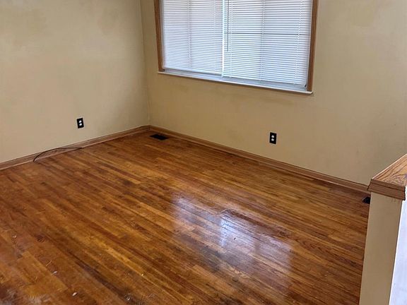4th image of 1617 Dillon St