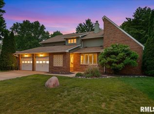 3212 Forsyth Dr, Springfield, IL 62704