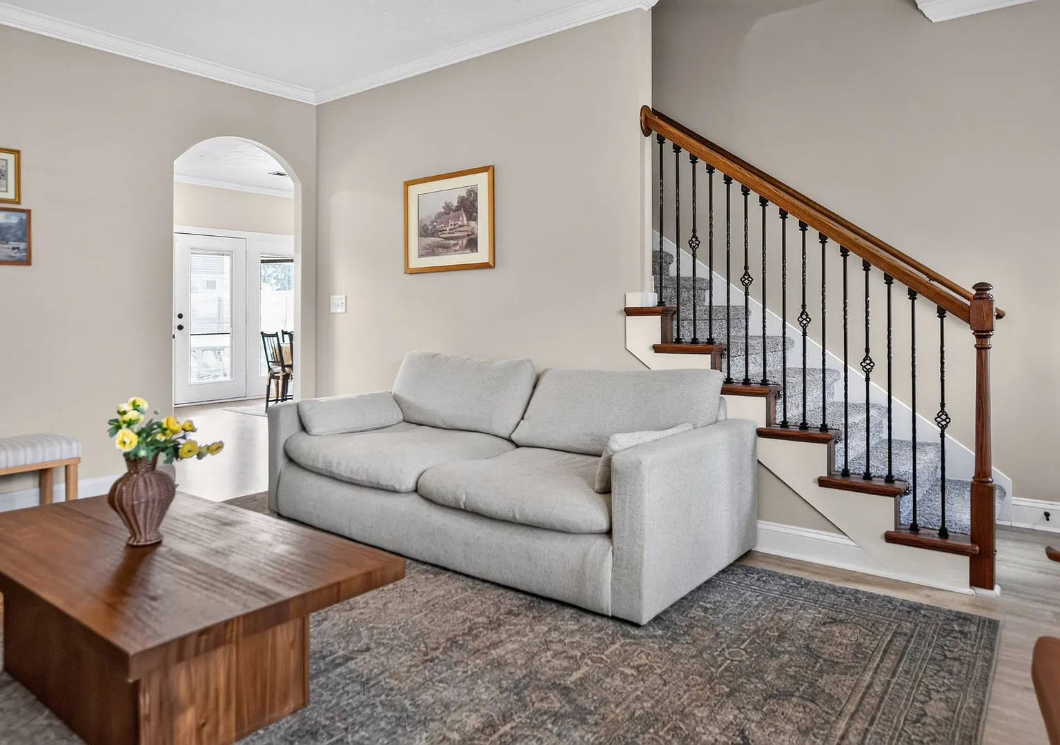 Pet Friendly Three Bedroom with Bonus! — Photo 4