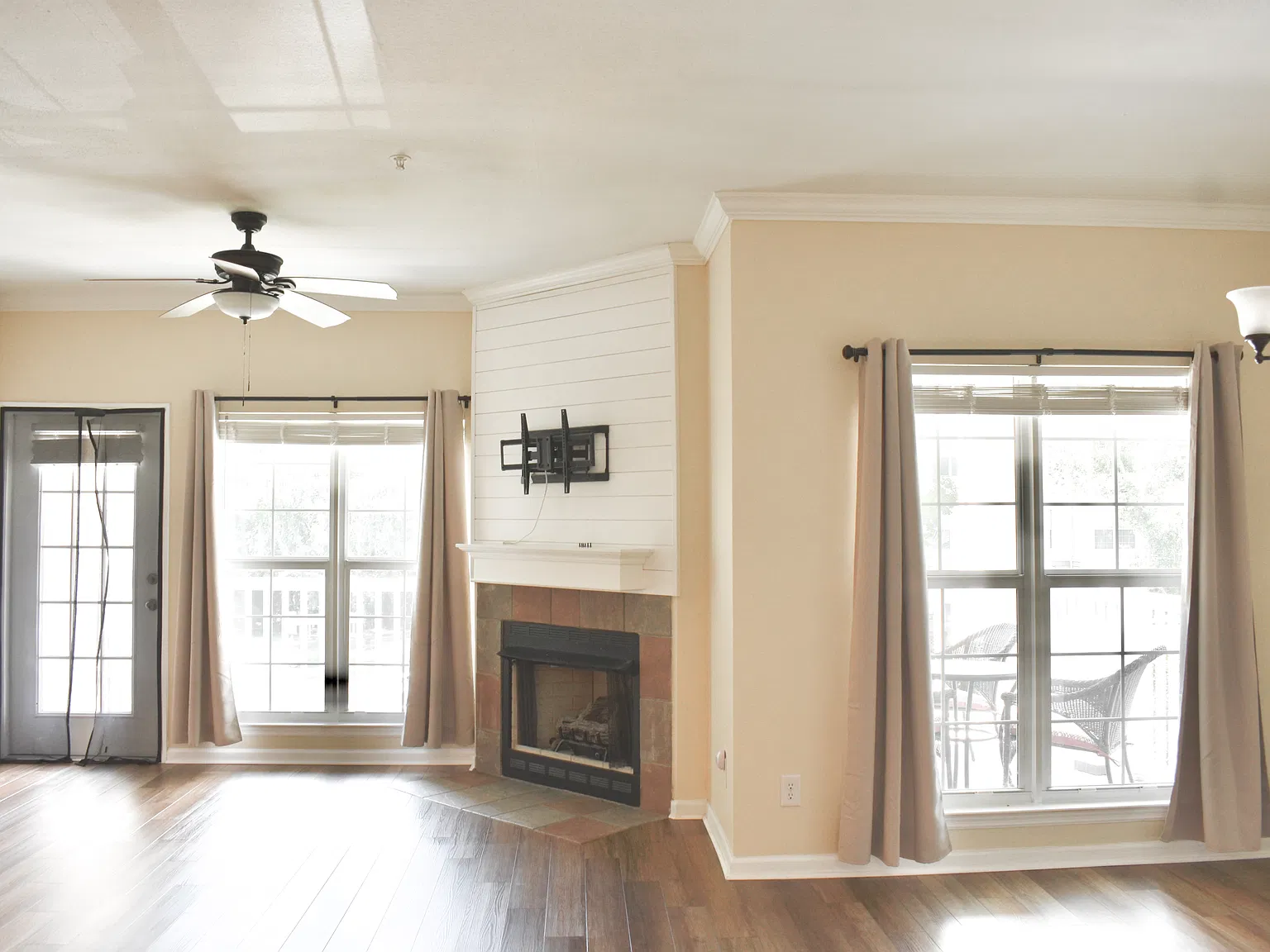 3 bed, 1394 sqft, $2,750 — Photo 4