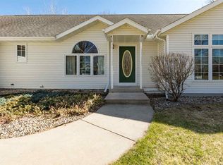 3341 Derby Ct, Plover, WI 54467