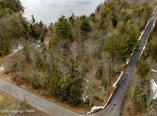 17 Embill Dr, Blakeslee, PA 18610