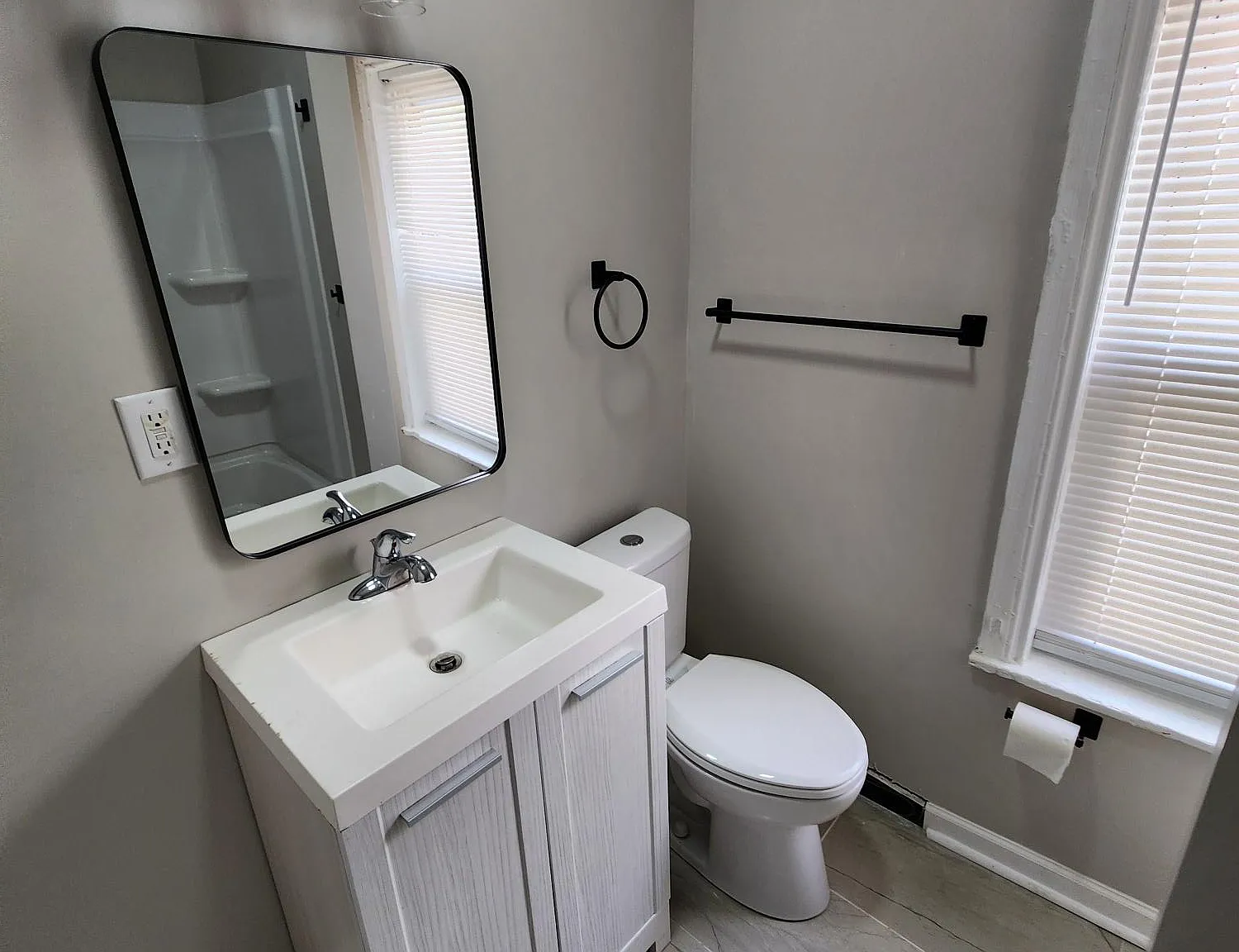 3 bed, 1256 sqft, $1,785 — Photo 3