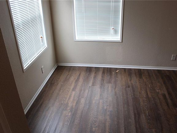 5th image of 8405 Riverstone Dr #A