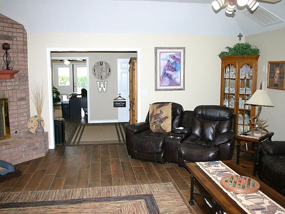 5th image of 512 N Avenue Y