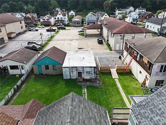5th image of 704 5th Ave
